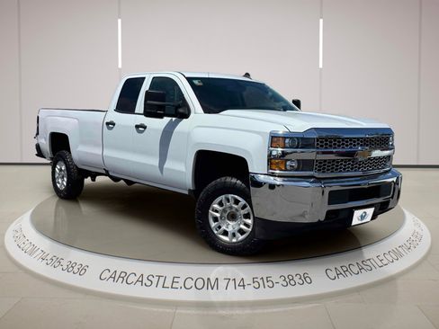 Used 2019 Chevrolet Silverado 2500 W/T w/ WT Convenience Package RWD image 3