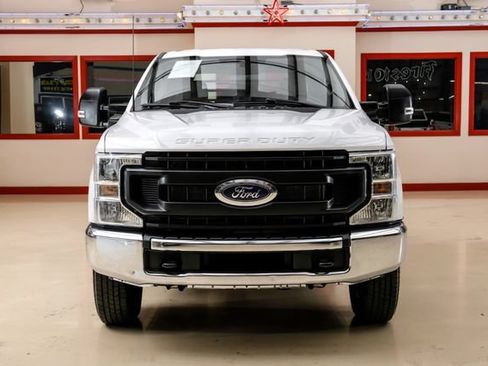 Used 2022 Ford F250 XL w/ Power Equipment Group AWD/4WD image 9