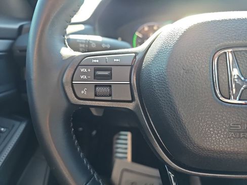 Used 2025 Honda Accord Sport image 22