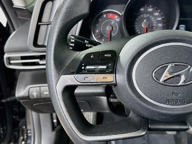 Used 2023 Hyundai Elantra SEL w/ Cargo Package FWD image 13