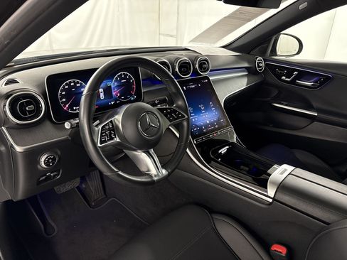 Used 2024 Mercedes-Benz C 300 Sedan image 4