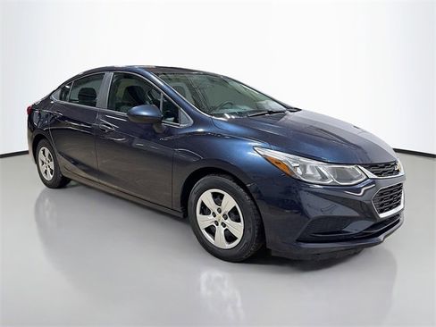 Used 2016 Chevrolet Cruze LS image 5