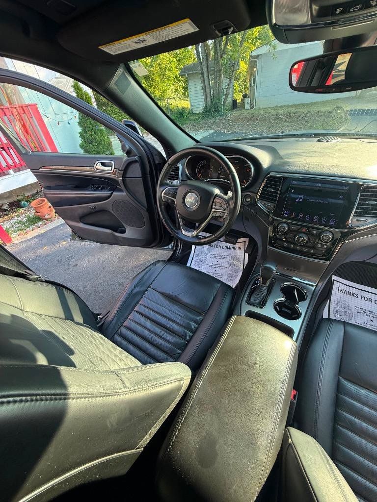 Used 2019 Jeep Grand Cherokee Limited X RWD image 32