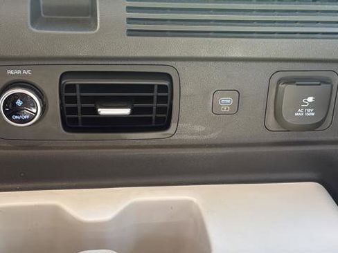 Used 2024 Hyundai Santa Fe Calligraphy FWD image 30