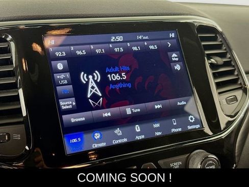 Used 2022 Jeep Grand Cherokee Laredo E w/ Security & Convenience Group image 15