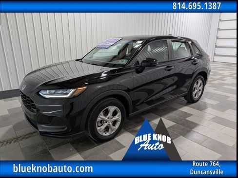 Used 2025 Honda HR-V LX image 1