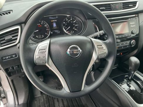 Used 2014 Nissan Rogue S image 24