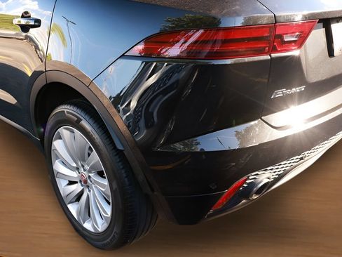 Used 2019 Jaguar E-PACE SE AWD/4WD image 10