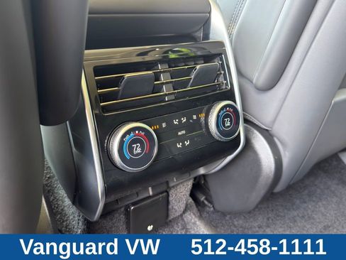 Used 2025 Land Rover Range Rover SE AWD/4WD image 29