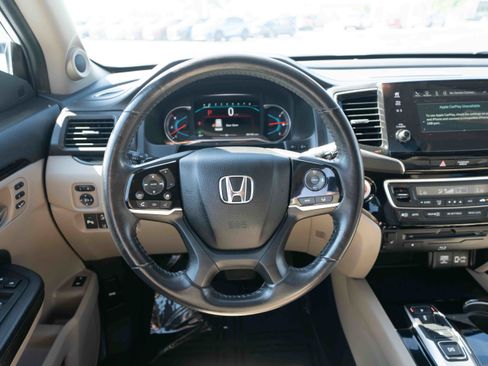 Used 2022 Honda Pilot Touring image 21
