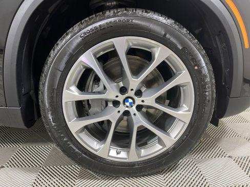 New 2026 BMW X5 xDrive50e w/ Premium Package image 24