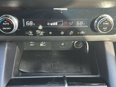 Used 2022 Mitsubishi Outlander SE FWD image 27