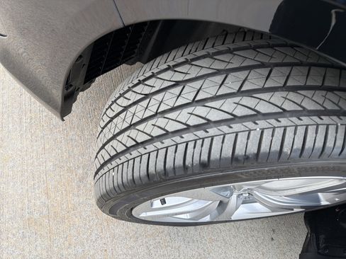 Certified 2022 Acura TLX w/ Technology Package image 12