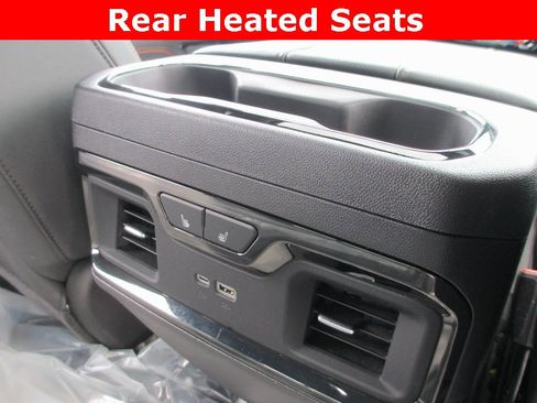 Certified 2024 GMC Sierra 1500 AT4 w/ Technology Package image 24