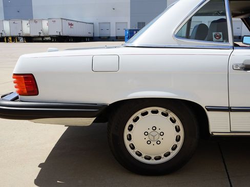 Used 1989 Mercedes-Benz 560 SL image 39