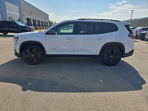 Used 2026 GMC Acadia Elevation w/ Black Edition AWD/4WD image 5