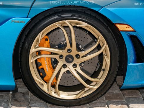 Used 2025 McLaren 750S RWD image 43