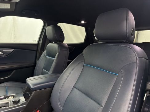 Used 2023 Chevrolet Blazer RS w/ Enhanced Convenience Package image 14