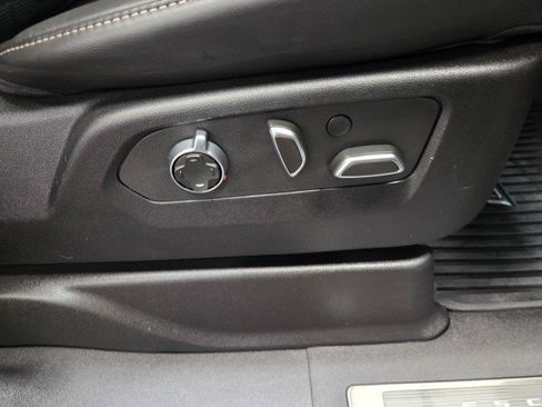 Used 2023 Cadillac Escalade ESV Sport Platinum w/ LPO, ONYX Package image 71