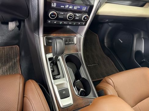 Used 2019 Subaru Ascent Touring AWD/4WD image 18