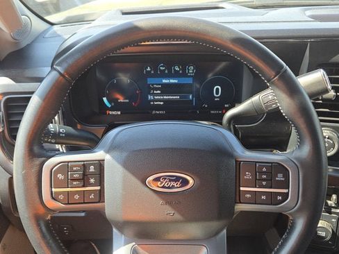 Used 2024 Ford F250 Lariat w/ Lariat Ultimate Package AWD/4WD image 35