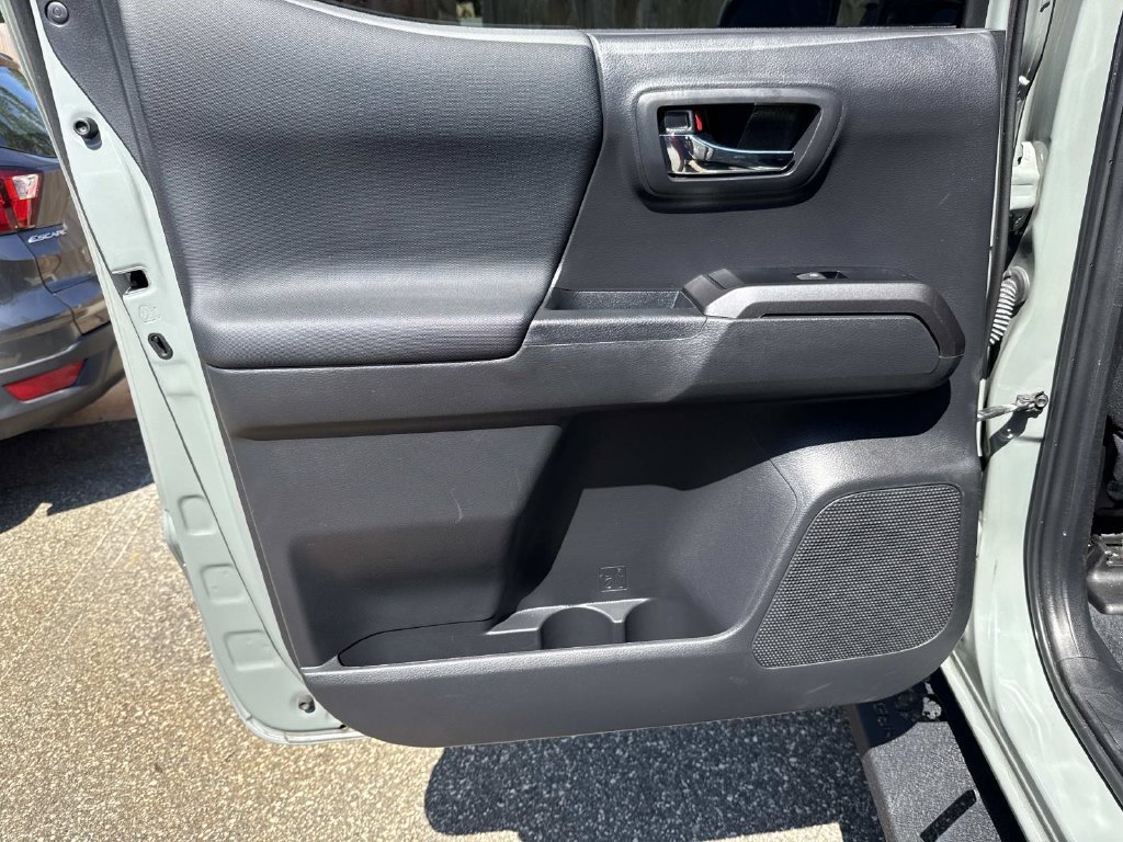 Used 2023 Toyota Tacoma TRD Sport RWD image 14