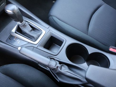 Used 2014 MAZDA MAZDA3 i Sport image 21