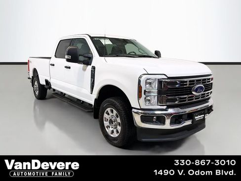 Used 2024 Ford F350 XLT w/ FX4 Off-Road Package AWD/4WD image 1