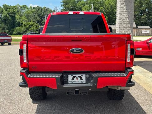 Used 2024 Ford F250 Lariat w/ Lariat Ultimate Package AWD/4WD image 12