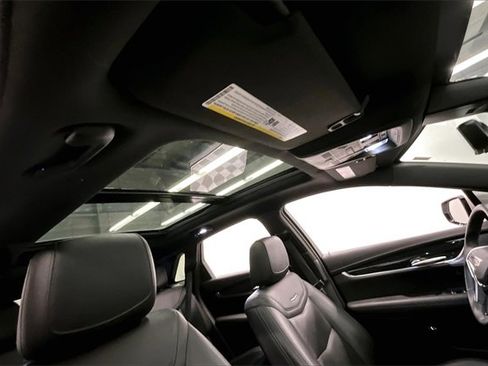 Used 2023 Cadillac XT5 Premium Luxury w/ Technology Package image 17