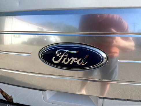 Used 2009 Ford Flex Limited image 6