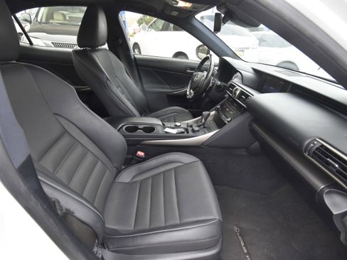 Used 2017 Lexus IS 200t F Sport w/ F Sport Package RWD image 9