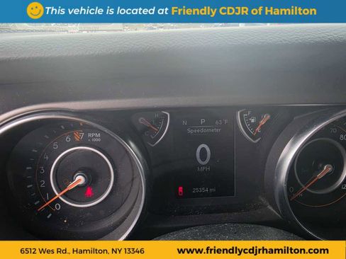 Used 2023 Jeep Gladiator Sport image 20