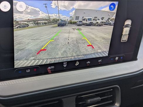 Used 2025 Ford Maverick XL image 12