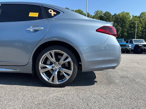 Used 2018 INFINITI Q70 L 3.7 w/ Sensory Package AWD/4WD image 10