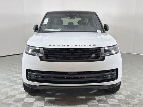 New 2026 Land Rover Range Rover Long Wheelbase SE image 8