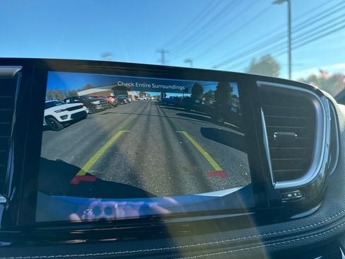 New 2026 Chrysler Pacifica Select image 20