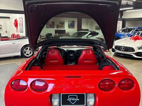 Used 2004 Chevrolet Corvette Coupe w/ Roof Package image 54