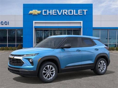 New 2026 Chevrolet TrailBlazer LS image 2