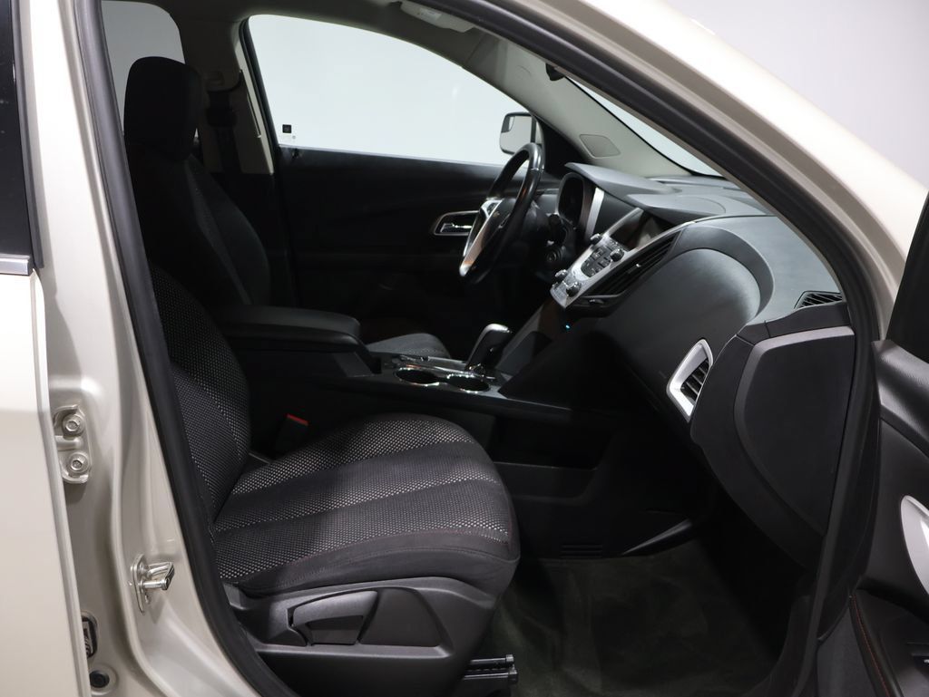Used 2013 Chevrolet Equinox LT w/ Driver Convenience Package AWD/4WD image 22