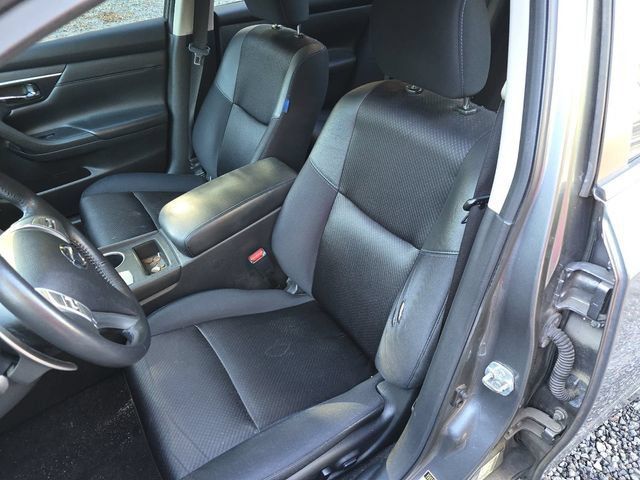 Used 2016 Nissan Altima 2.5 SR FWD image 15