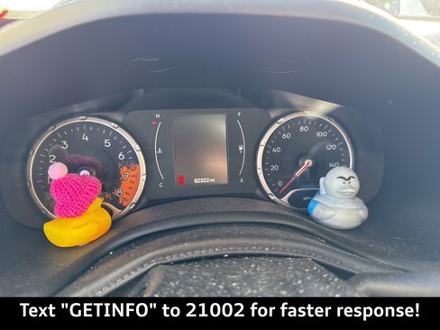 Used 2016 Jeep Renegade 75th Anniversary image 6