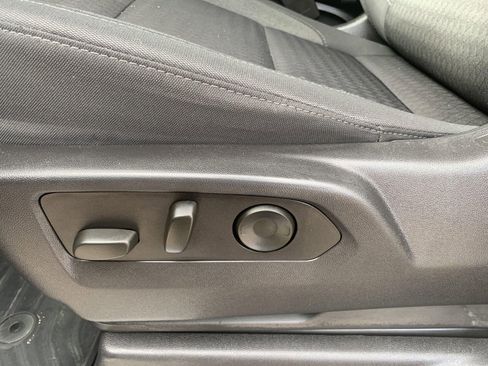 Used 2023 GMC Sierra 1500 Elevation image 16