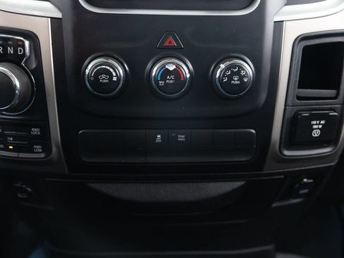 Used 2014 RAM 1500 Big Horn AWD/4WD image 38
