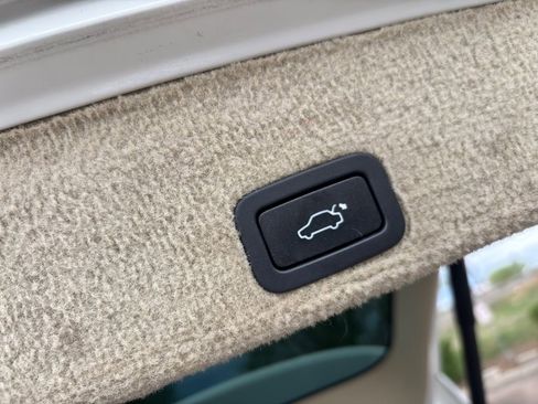 Used 2015 Volvo XC60 T5 image 40