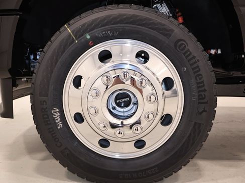 New 2026 Ford F450 Platinum w/ FX4 Off-Road Package AWD/4WD image 42