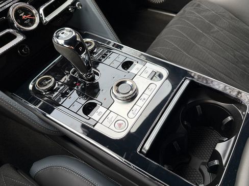 Used 2023 Bentley Flying Spur W12 image 31