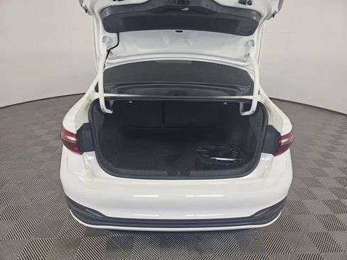Used 2025 Volkswagen Jetta Sport FWD image 12