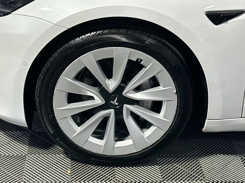 Used 2021 Tesla Model 3 Standard Range Plus image 12