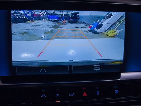 Used 2024 Chevrolet Silverado 1500 RST w/ LPO, Dark Essentials Package image 17